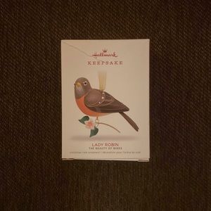 Lady Robin 2018 Hallmark Keepsake Ornament